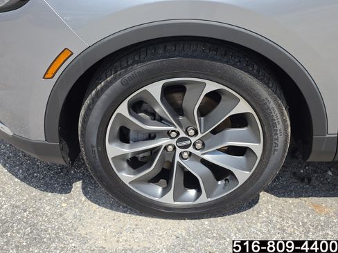 Used 2023 Lincoln Nautilus Reserve AWD/4WD image 10