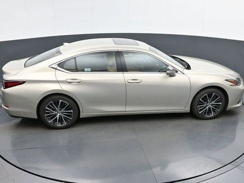 Certified 2025 Lexus ES 350 w/ Premium Package FWD image 39