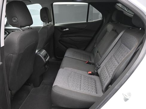 Used 2022 Chevrolet Equinox LT image 12