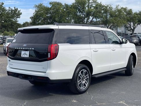 New 2025 Ford Expedition Max Active image 3