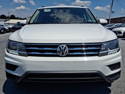 Used 2019 Volkswagen Tiguan SE w/ Panoramic Sunroof Package AWD/4WD image 2