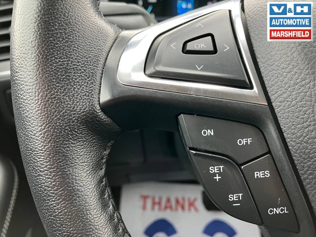 Used 2024 Ford Edge Titanium AWD/4WD image 4