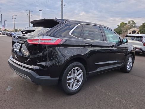 Used 2024 Ford Edge SEL image 5