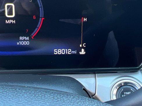 Used 2024 Chevrolet Trax LT image 24