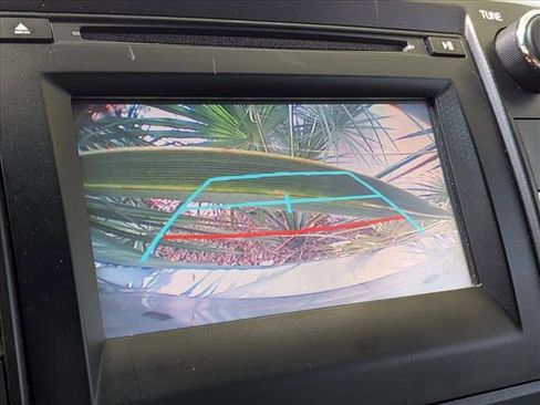 Used 2016 Toyota Camry SE image 7