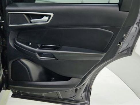 Used 2020 Ford Edge SEL w/ Convenience Package image 33