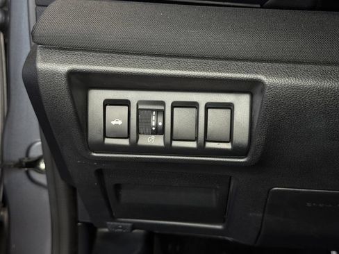 Used 2020 Subaru Legacy Premium AWD/4WD image 16