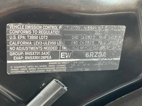 Used 2024 Nissan Rogue Platinum w/ Platinum Premium Package image 21