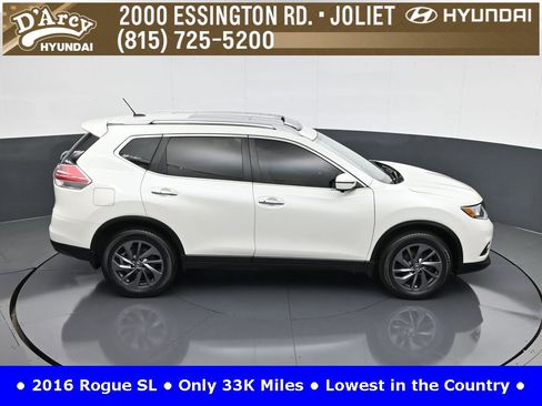 Used 2016 Nissan Rogue SL w/ SL Premium Package image 16