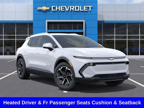 New 2026 Chevrolet Equinox EV LT image 8