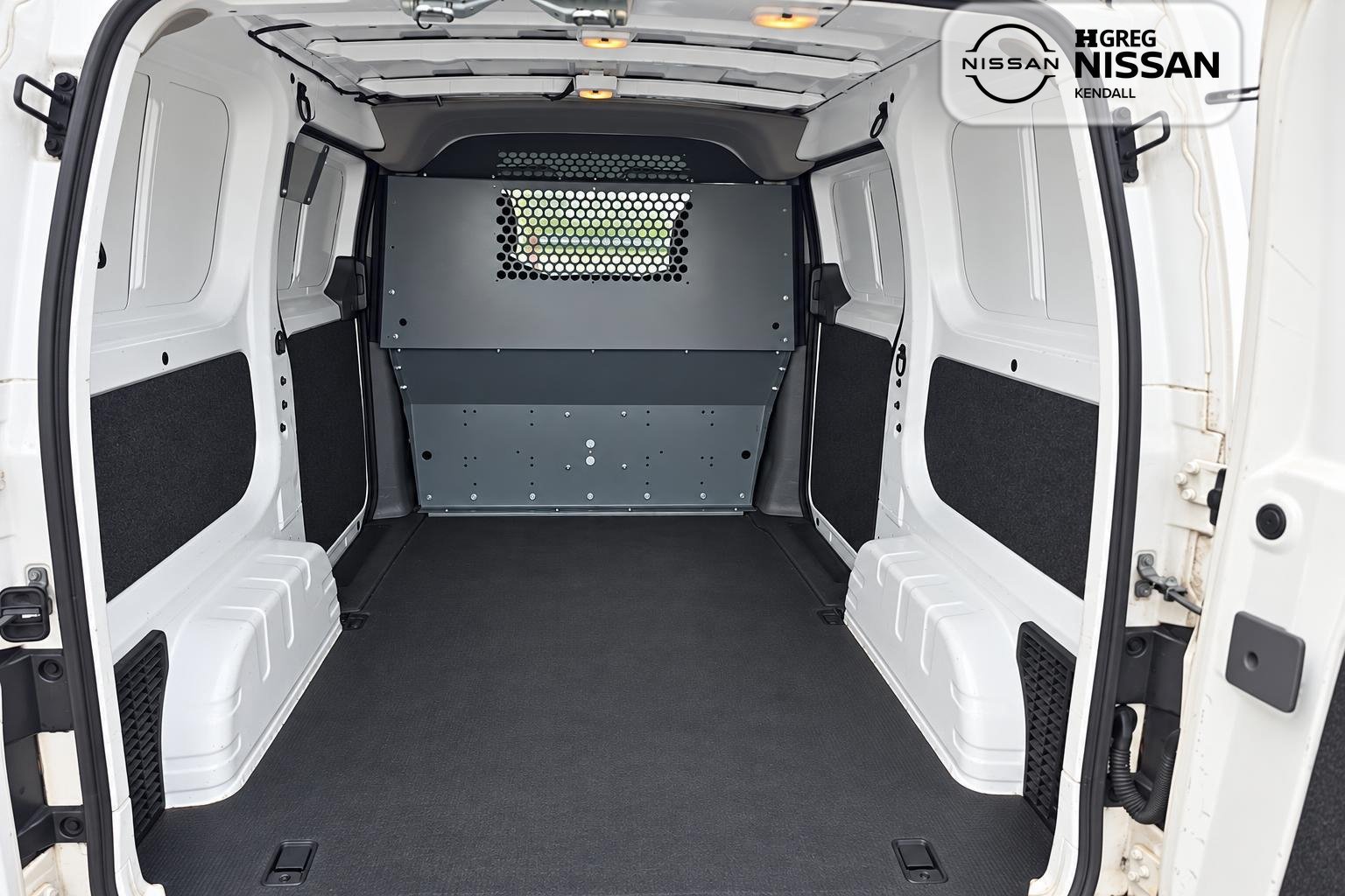 Used 2020 Nissan NV200 SV FWD image 13