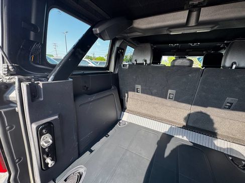 Used 2023 Ford Bronco Big Bend w/ Sasquatch Package AWD/4WD image 45