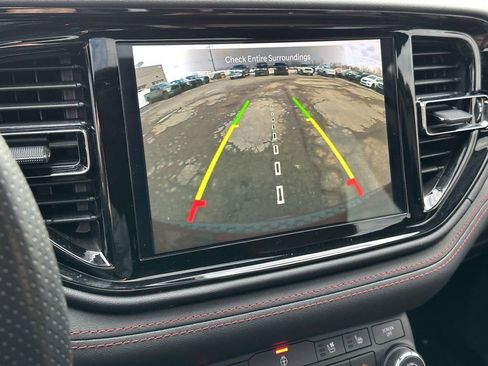 Certified 2023 Dodge Durango GT image 28