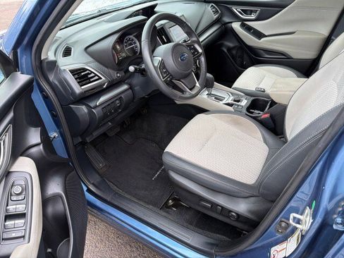 Used 2019 Subaru Forester Premium image 9