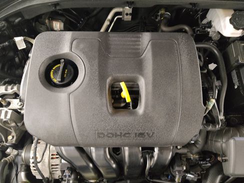 Used 2019 Hyundai Elantra SEL FWD image 30