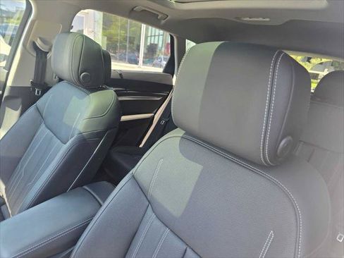 Used 2024 Audi Q8 e-tron Prestige w/ Prestige Package AWD/4WD image 25