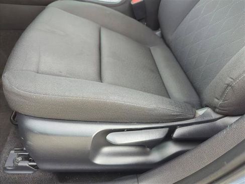 Used 2023 Toyota Corolla LE FWD image 11
