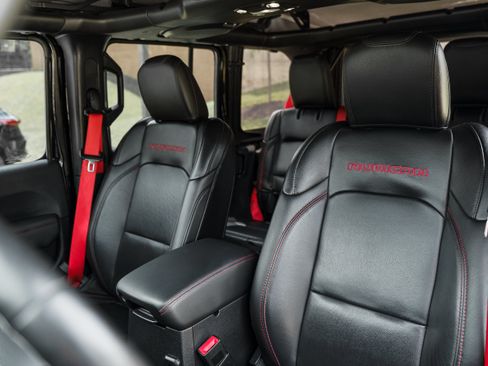 Used 2020 Jeep Wrangler Unlimited Rubicon w/ Quick Order Package 28Y Recon AWD/4WD image 21