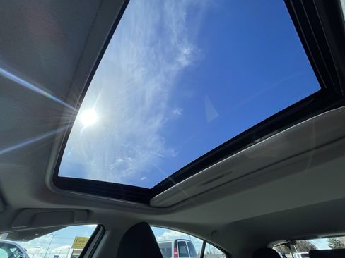 Used 2014 Toyota Prius C Three image 24