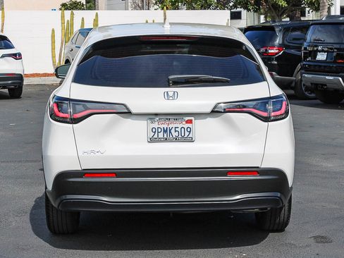 Used 2025 Honda HR-V LX image 8