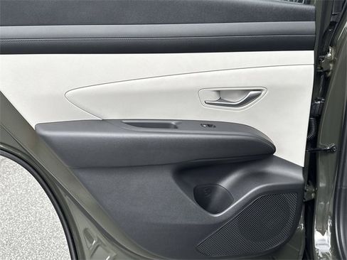 New 2026 Hyundai Tucson SEL image 13