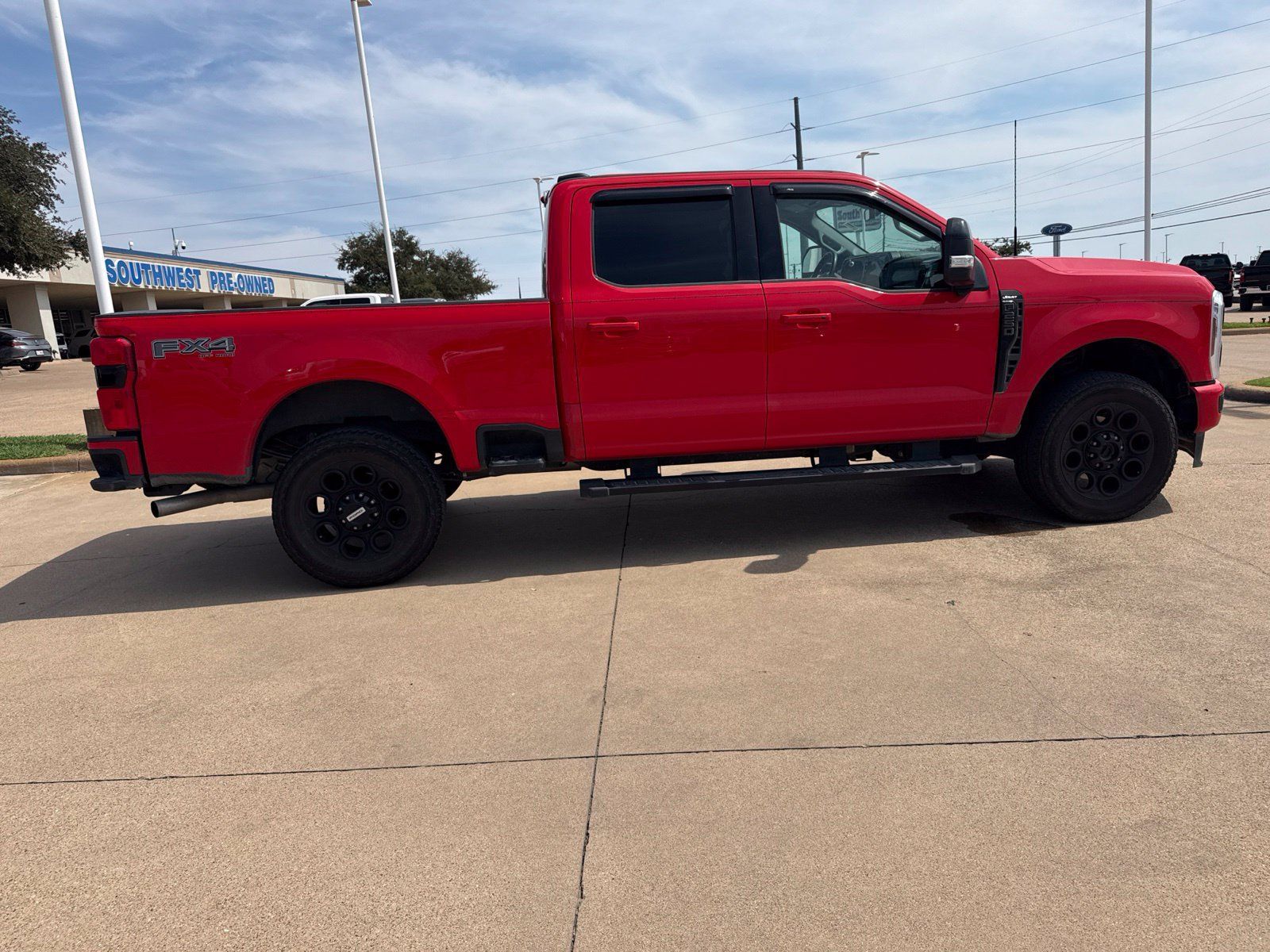 Used 2025 Ford F250 Lariat w/ Black Appearance Package AWD/4WD image 8