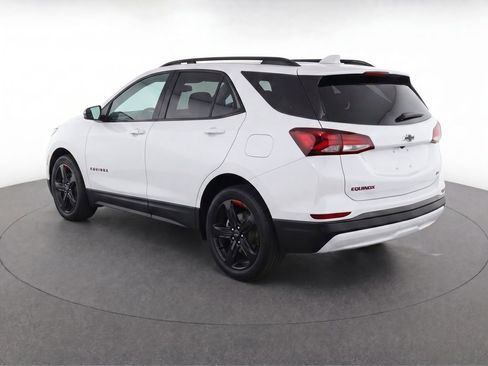 Used 2024 Chevrolet Equinox Premier w/ Redline Edition FWD image 3