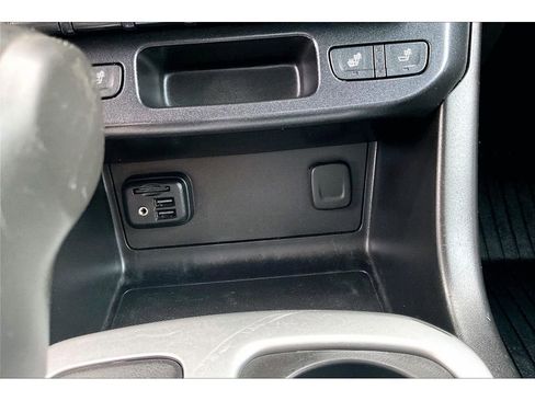 Used 2020 Chevrolet Colorado ZR2 image 15