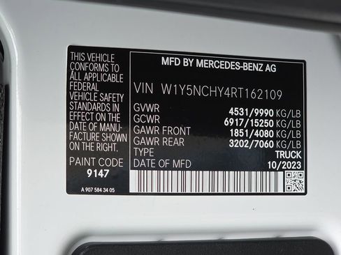 Used 2024 Mercedes-Benz Sprinter 3500 image 37
