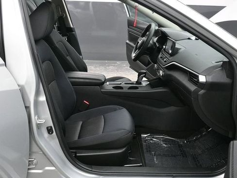 Used 2021 Nissan Altima 2.5 S image 10