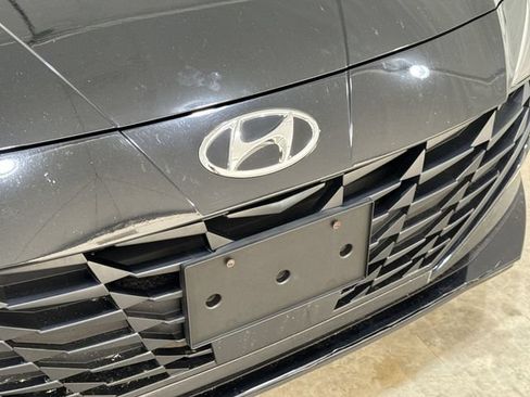 Used 2023 Hyundai Elantra SEL w/ Convenience Package FWD image 31