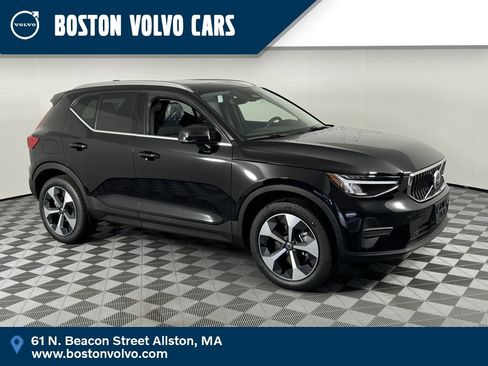 New 2025 Volvo XC40 B5 Core w/ Protection Package Premier image 1