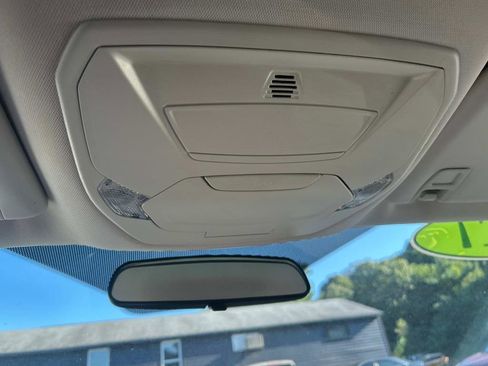 Used 2017 Ford Escape SE w/ Equipment Group 201A image 31