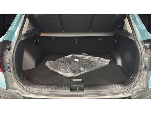 Used 2025 Kia Seltos SX AWD/4WD image 24