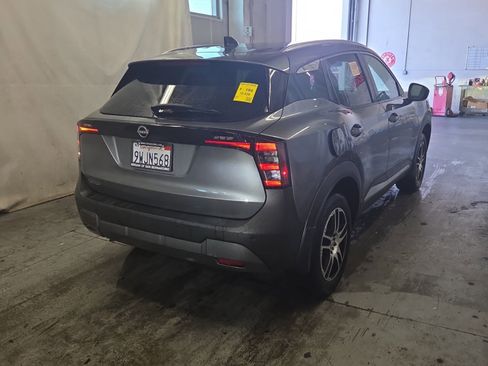Used 2026 Nissan Kicks SV FWD image 6