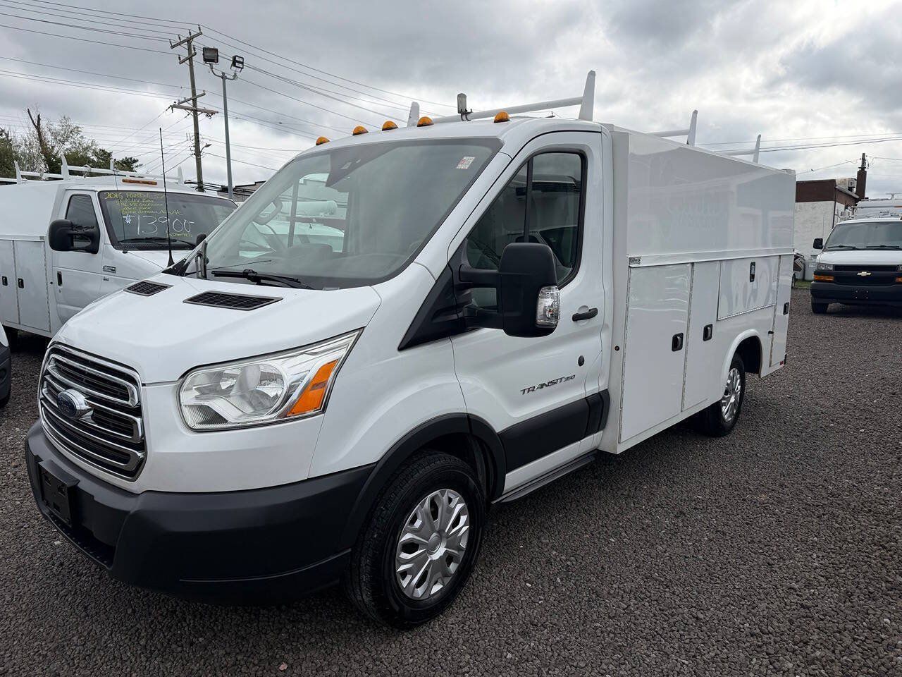 Used 2017 Ford Transit 350 138 w/ Interior Upgrade Package RWD image 1