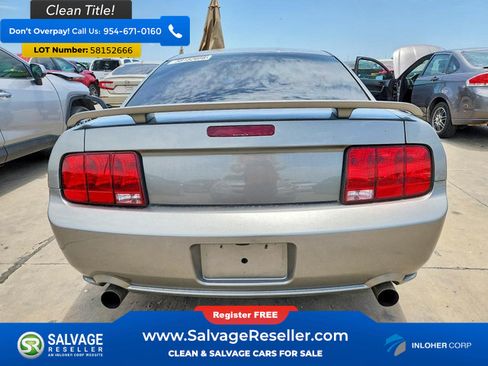 Used 2009 Ford Mustang GT RWD image 8