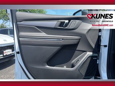 New 2025 Buick Enclave Sport Touring w/ Power Package image 37