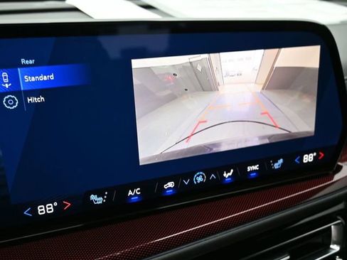 New 2026 Chevrolet Traverse Z71 image 32