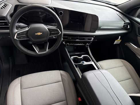 New 2026 Chevrolet Traverse LT w/ LPO, Floor Liner Package image 15