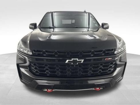 Used 2024 Chevrolet Tahoe Z71 w/ Z71 Off-Road Package AWD/4WD image 3