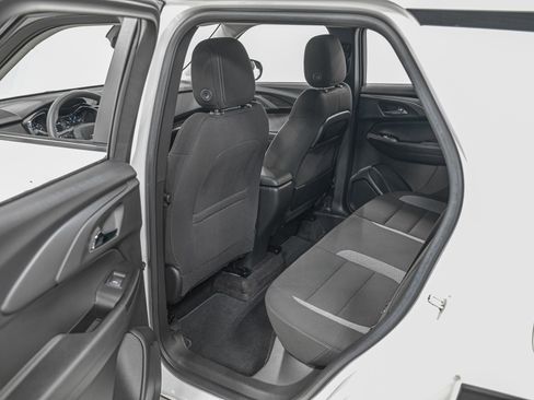 Used 2023 Chevrolet TrailBlazer LT FWD image 27