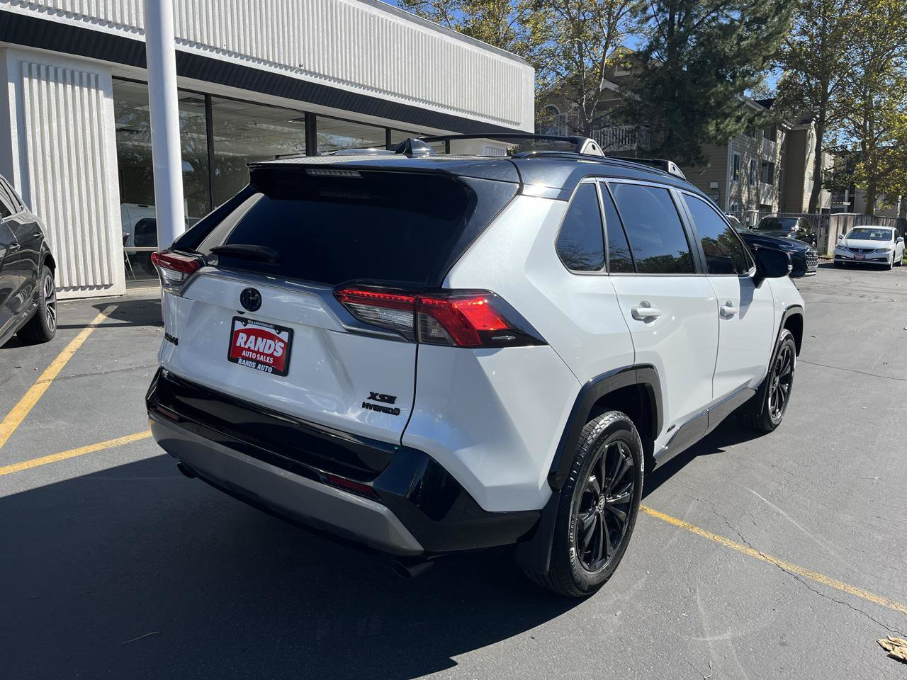 Used 2023 Toyota RAV4 XSE AWD/4WD image 11