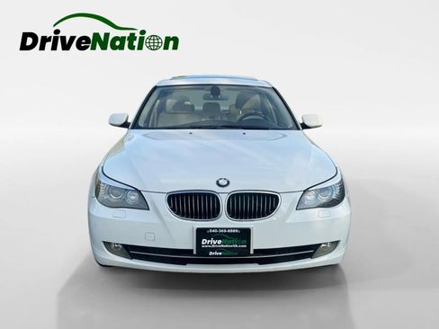 Used 2010 BMW 528i xDrive Sedan AWD/4WD image 2