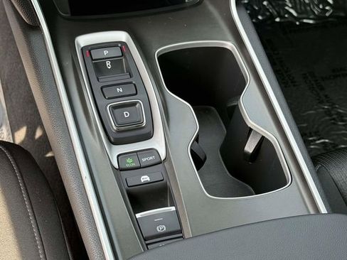 Used 2021 Honda Accord Hybrid image 15