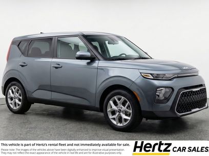 Used 2025 Kia Soul LX w/ LX Technology Package