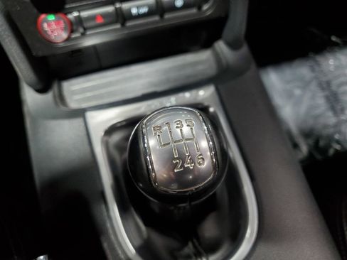 Used 2019 Ford Mustang Coupe image 29