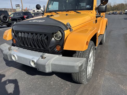 Used 2013 Jeep Wrangler Sahara image 10