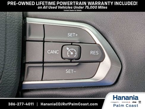 Used 2025 Jeep Compass Latitude AWD/4WD image 25