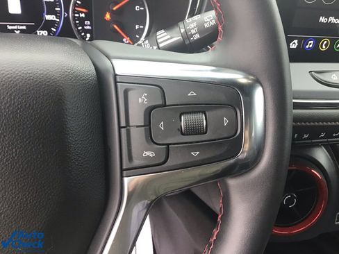 Used 2025 Chevrolet Blazer RS image 33